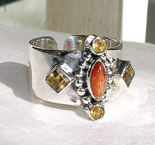 SKU 1701 - a Sunstone Rings Jewelry Design image