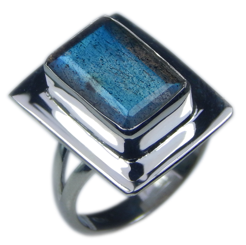 SKU 21551 - a Labradorite Rings Jewelry Design image