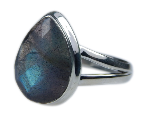 SKU 21563 - a Labradorite Rings Jewelry Design image