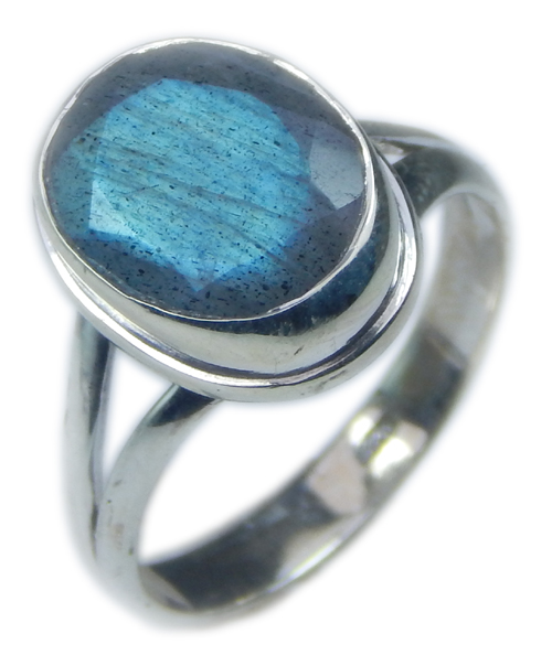 SKU 21569 - a Labradorite Rings Jewelry Design image