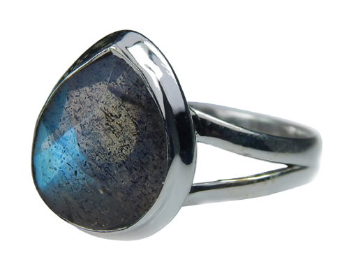 SKU 21575 - a Labradorite Rings Jewelry Design image