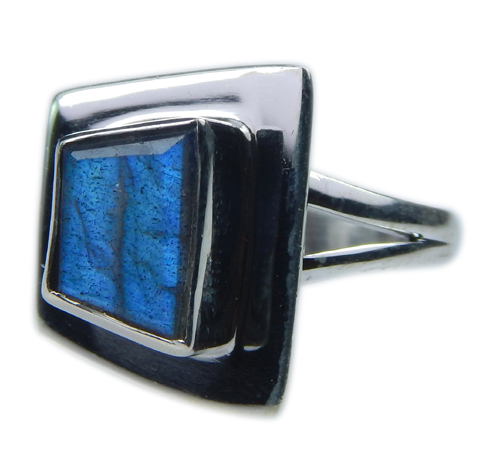 SKU 21585 - a Labradorite Rings Jewelry Design image