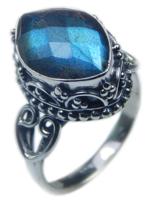 SKU 21590 - a Labradorite Rings Jewelry Design image