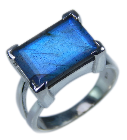 SKU 21673 - a Labradorite Rings Jewelry Design image