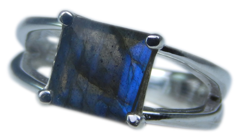 SKU 21698 - a Labradorite Rings Jewelry Design image