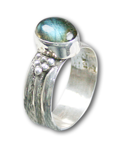 SKU 8634 - a Labradorite rings Jewelry Design image