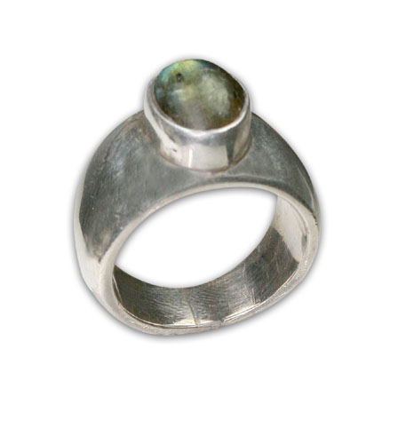 SKU 8701 - a Labradorite rings Jewelry Design image
