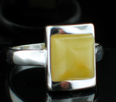 SKU 8898 - a Amber rings Jewelry Design image