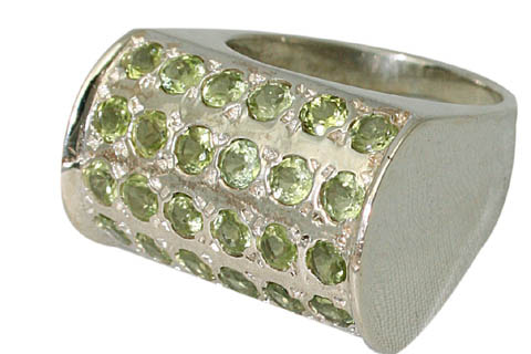SKU 9522 - a Peridot rings Jewelry Design image
