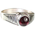 13867: Silver Setting red garnet  classic  rings
