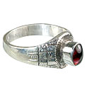 13873: Silver Setting red garnet  classic  rings