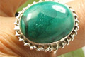 7225: Silver Setting green malachite  american-southwest rings