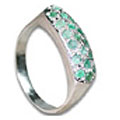 Design 8981: green emerald rings